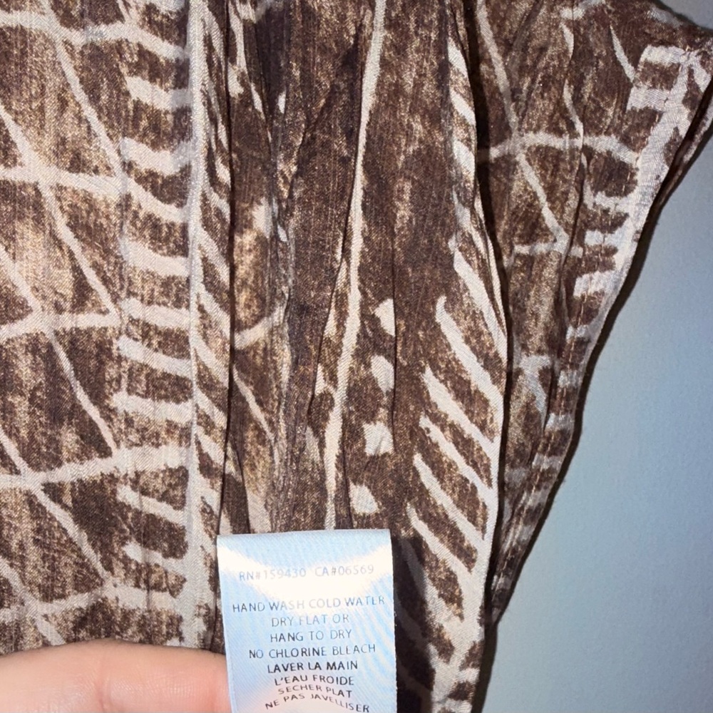 Elan Geometric Brown and White Vneck A-line wrap maxi dress - Picture 9 of 10